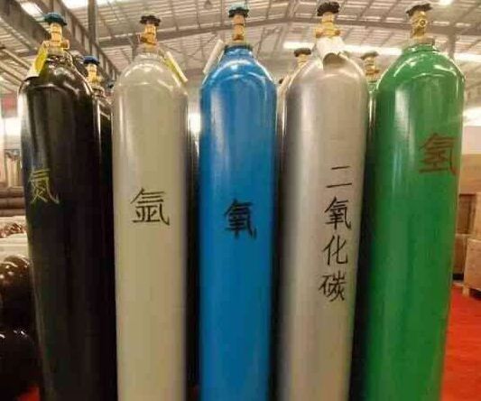 太原工業(yè)氣體氧氣，乙炔，氬氣，氮?dú)獾闹迫∨c用法